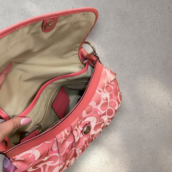 Rare Vintage Coach Pink Monogram C Signature Zoe Hobo Shoulder Bag - Picture 5 of 10